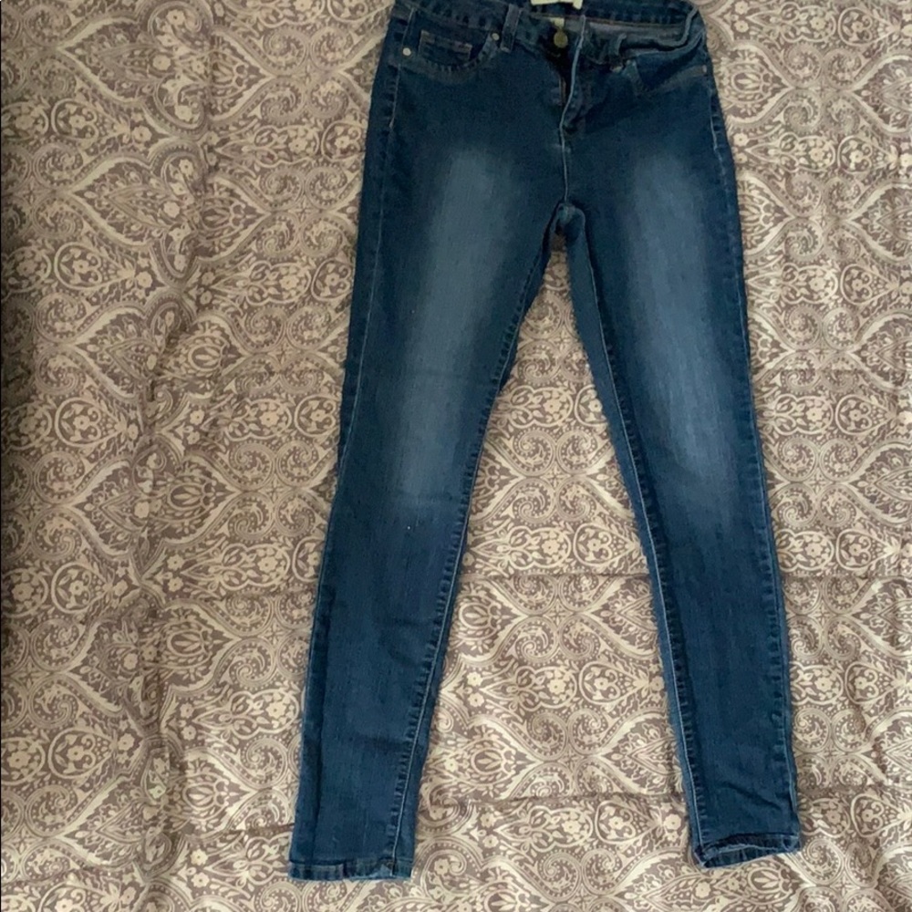 Skinny jeans.